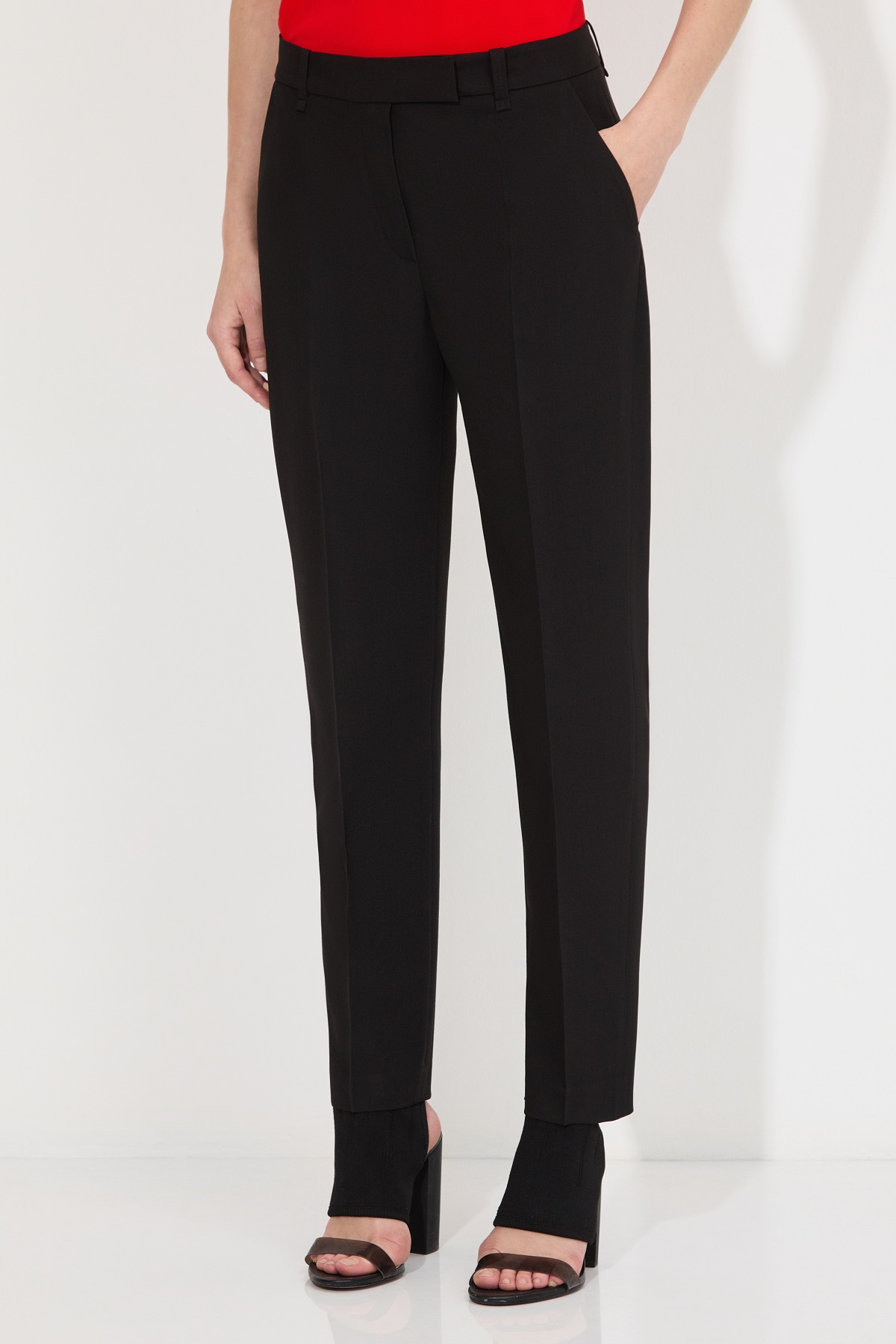 Базовые брюки VASSA&Co, пол female, цвет Black