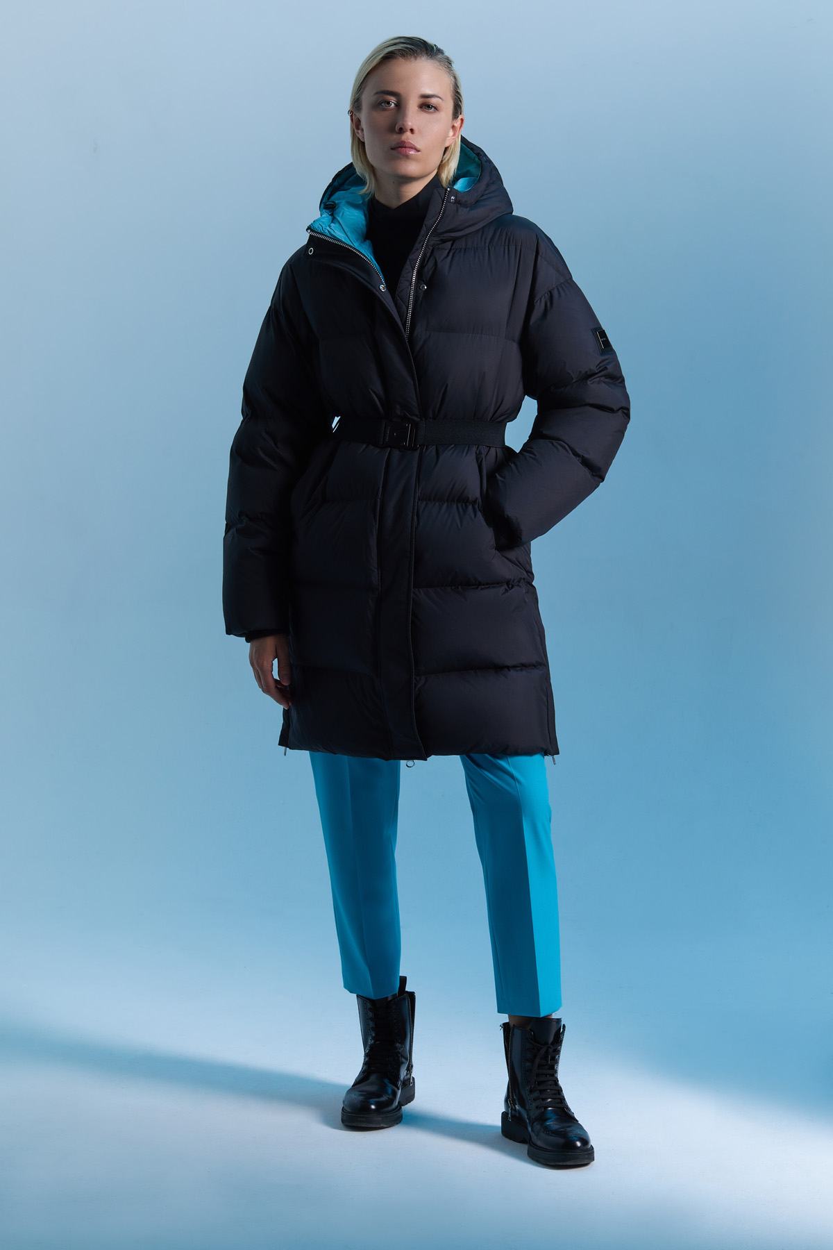 Coat VASSA&Co, пол female, цвет black