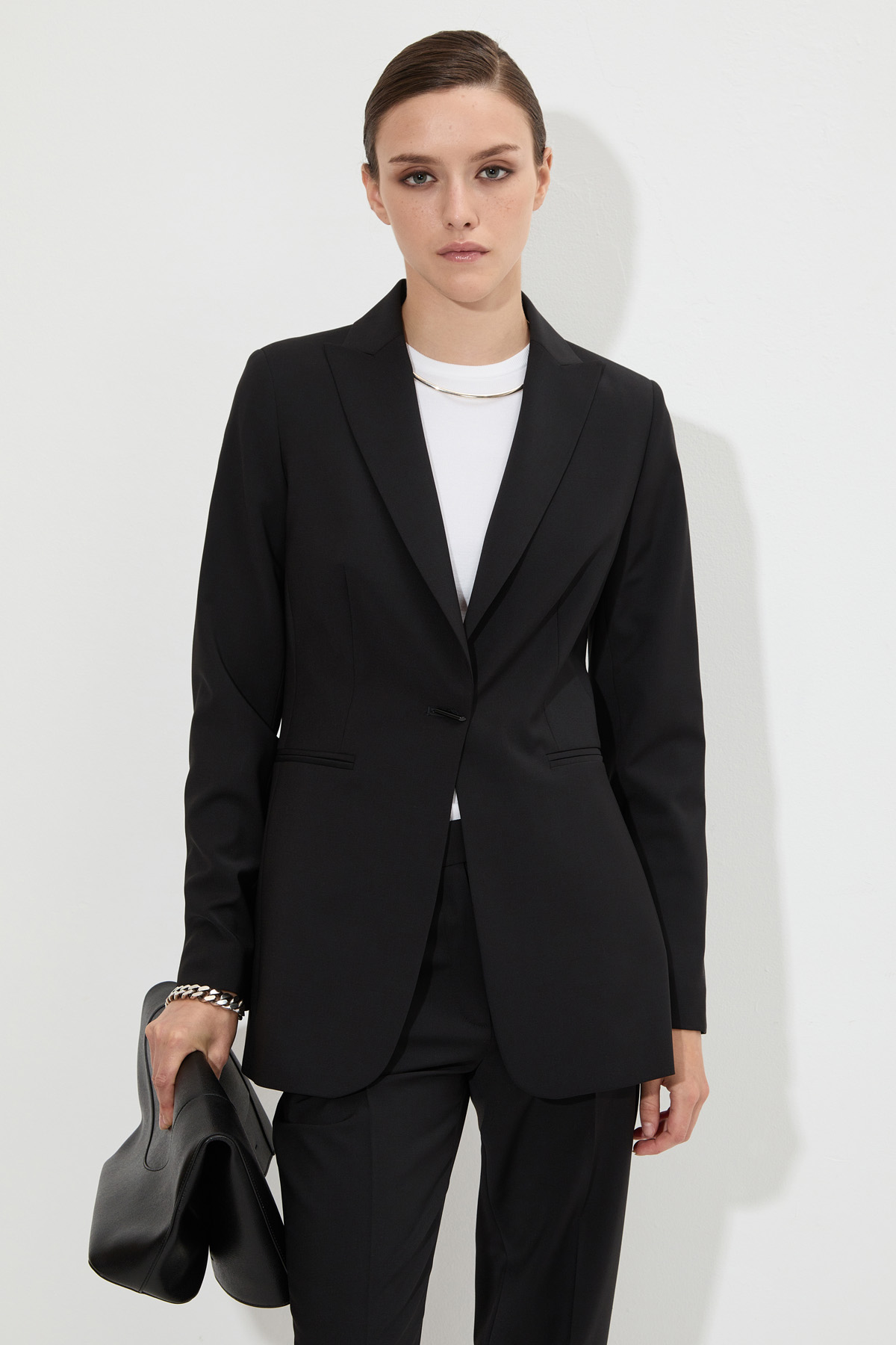 Жакет VASSA&Co, пол женский, цвет черный