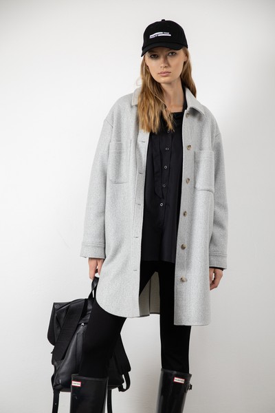 Рубашка из фланели на трикотажной подкладке VASSA CODE, пол женский, цвет серый, фото №3