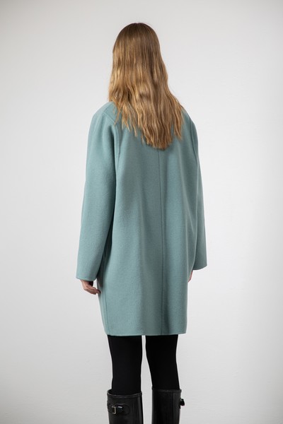 Пальто укороченное на запах с поясом VASSA CODE, пол женский, цвет зеленый, фото №3