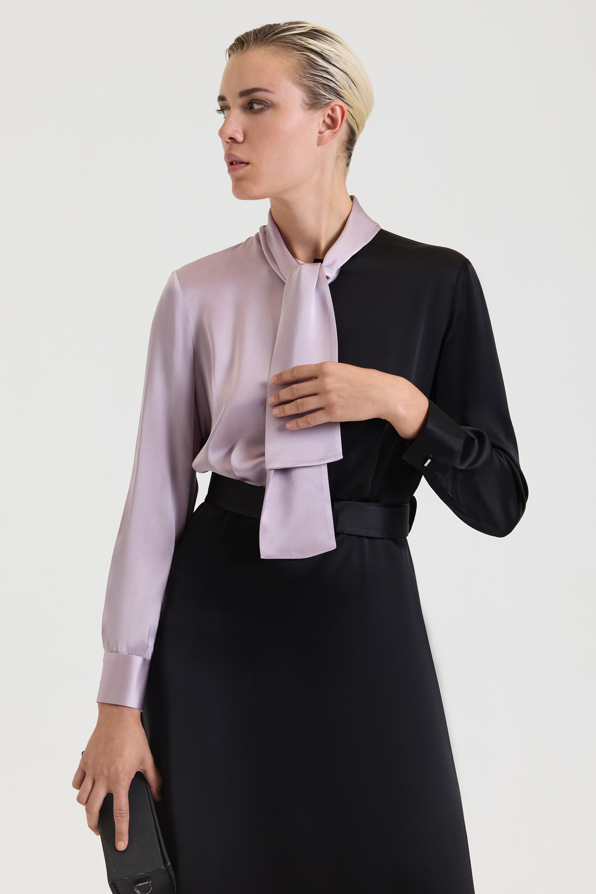 Платье VASSA&Co, пол женский, цвет черный