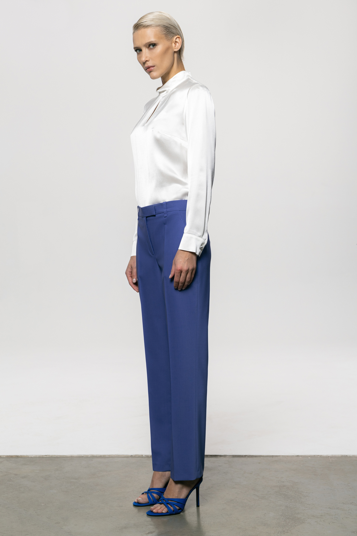 Блузка из 100% вискозы VASSA&Co, пол женский, цвет белый