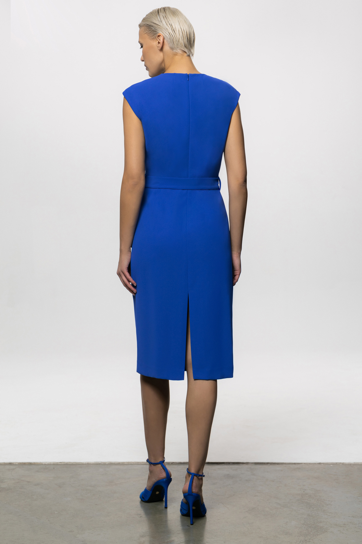 Платье VASSA&Co, пол женский, цвет синий