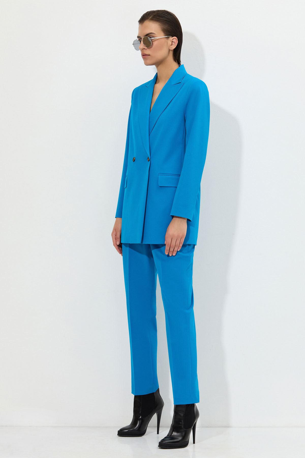 Двубортный жакет VASSA&Co, пол женский, цвет голубой, фото №2