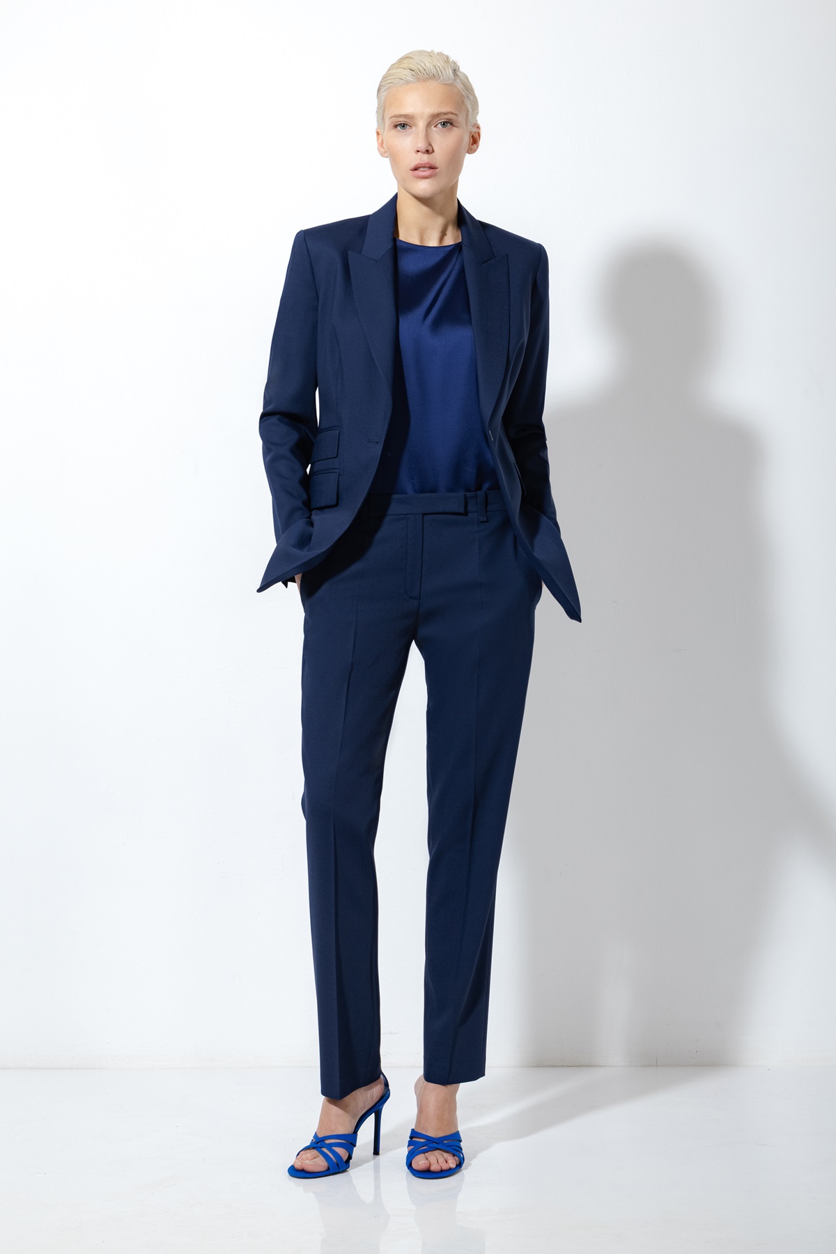 Жакет VASSA&Co, пол female, цвет синий