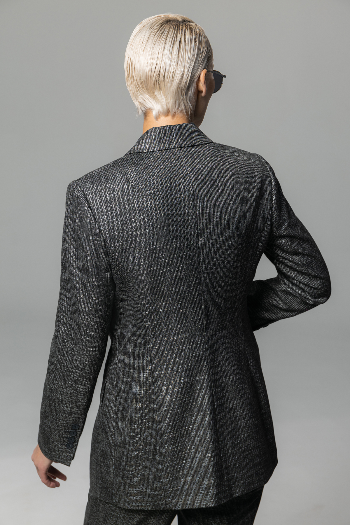 Жакет VASSA&Co, пол женский, цвет серый