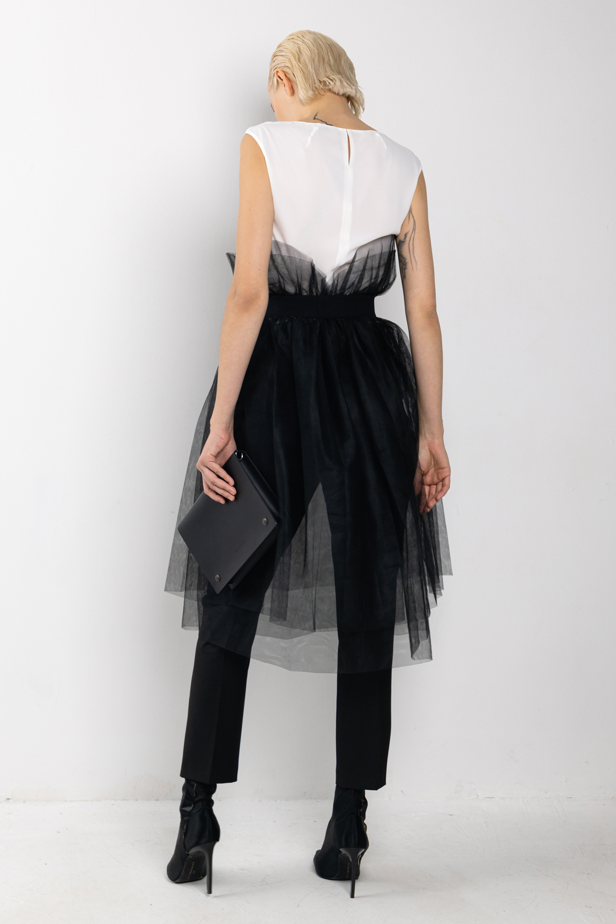 Skirt VASSA&Co, пол female, цвет Black