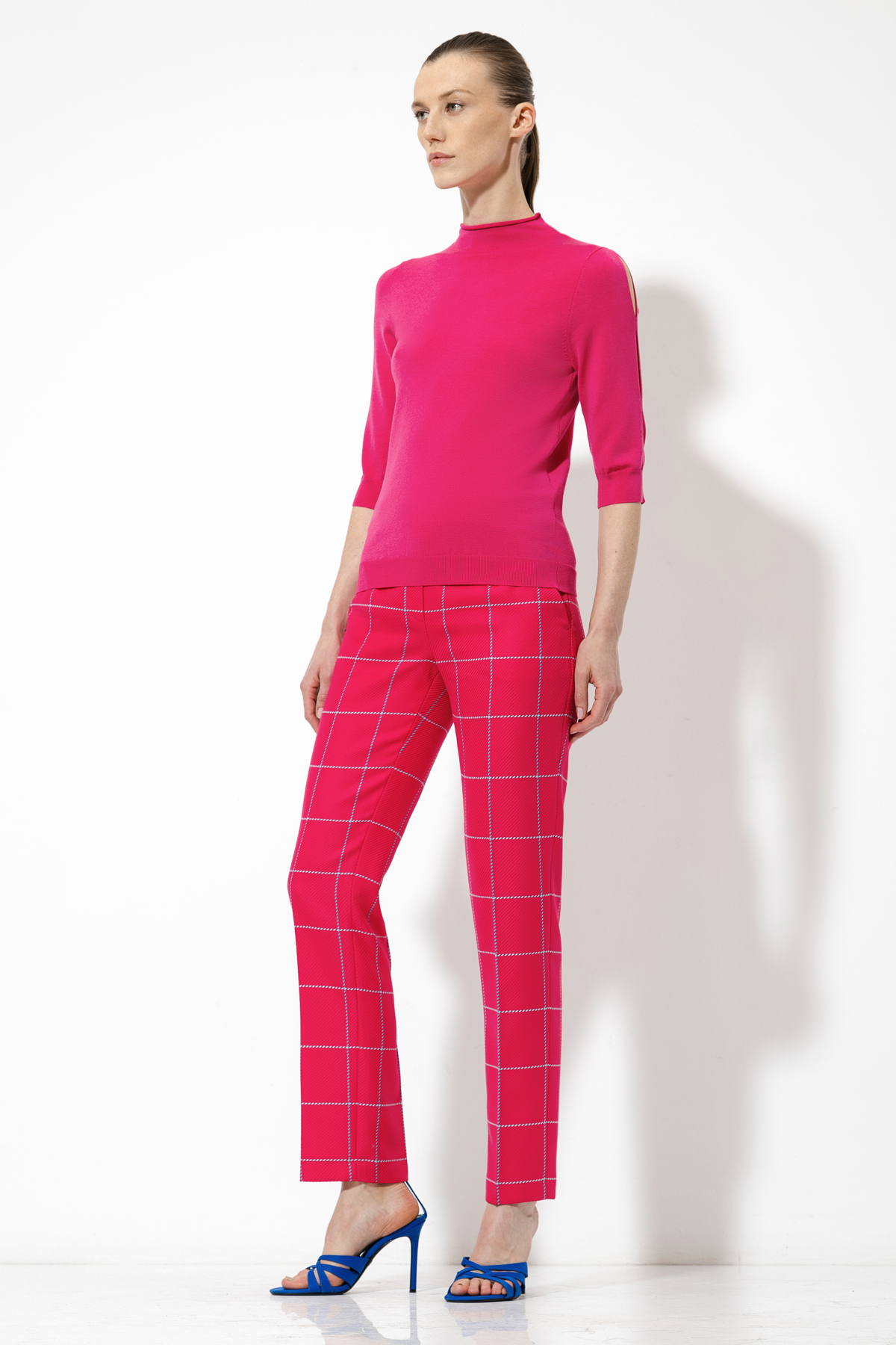 Джемпер с разрезами VASSA&Co, пол женский, цвет розовый, фото №2