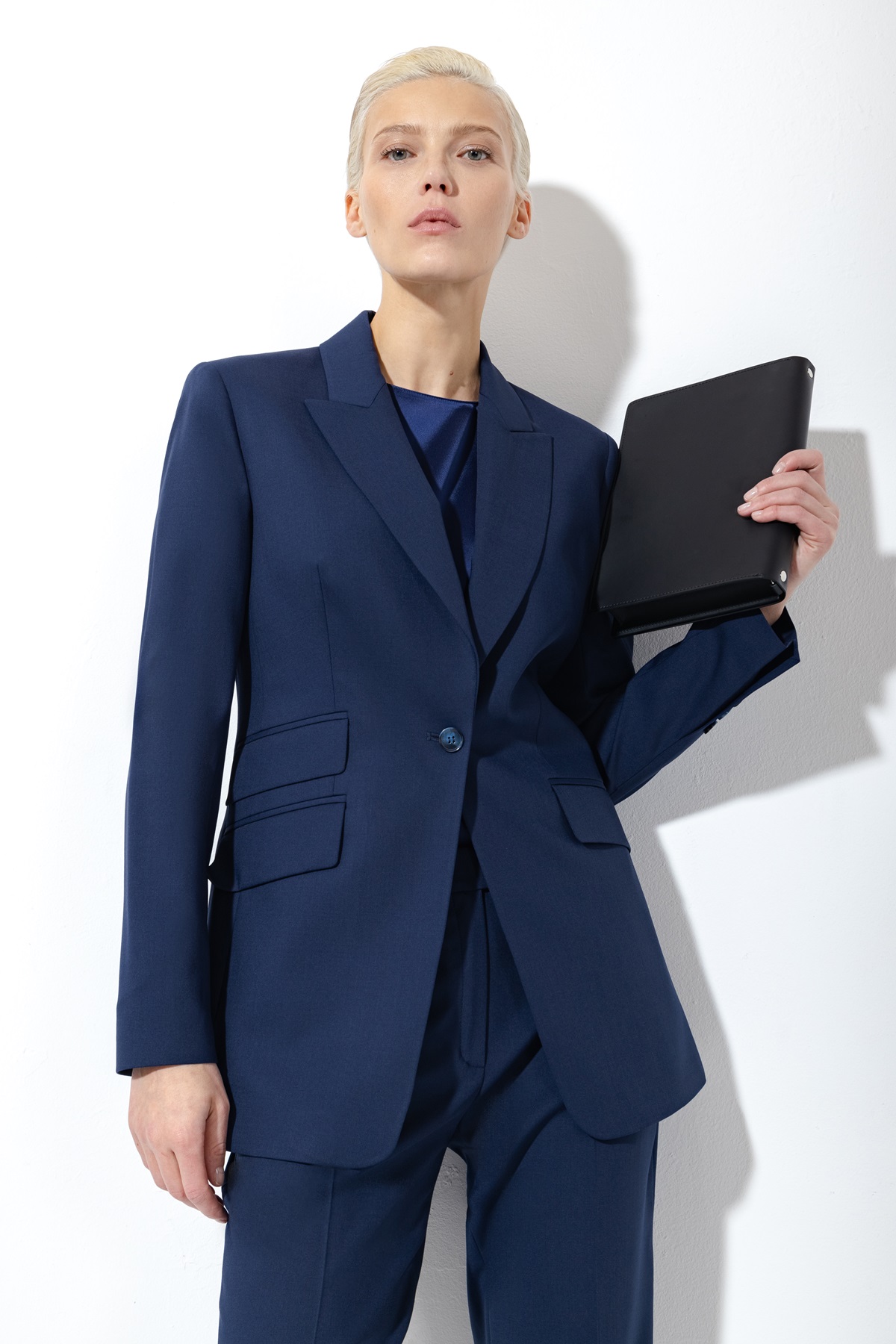 Жакет VASSA&Co, пол female, цвет синий