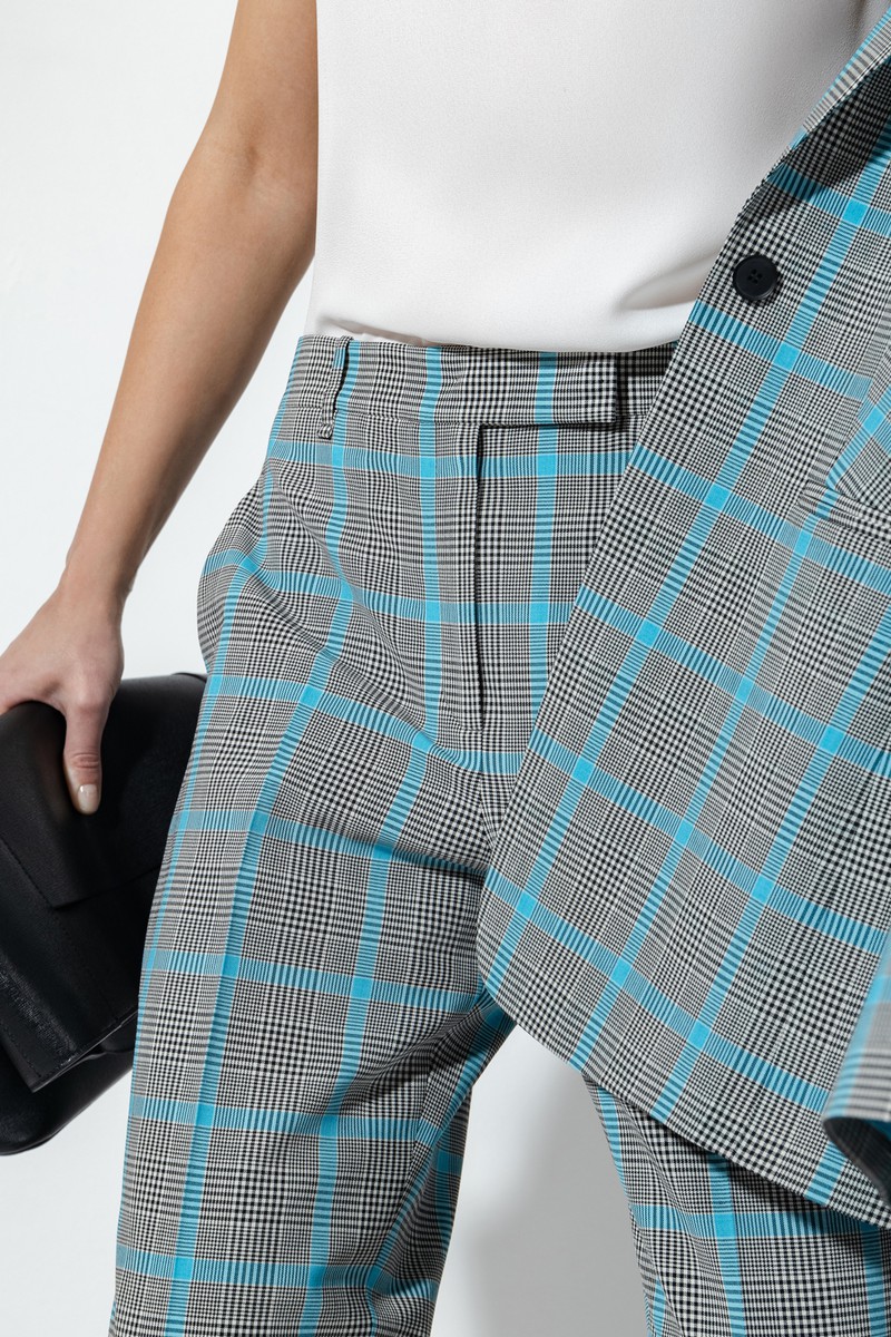 Прямые брюки в клетку VASSA&Co, пол женский, цвет голубой, фото №2