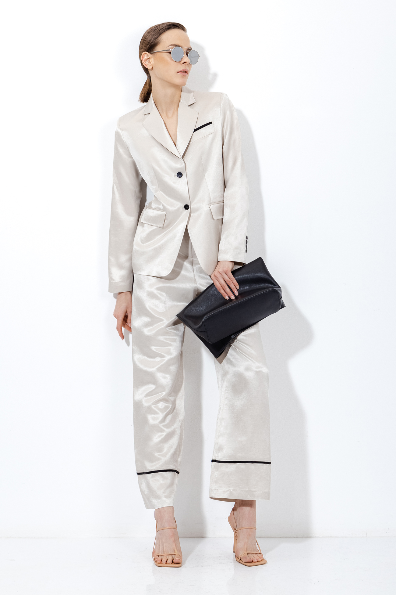 Жакет с контрастной отделкой VASSA&Co, пол женский, цвет молочный