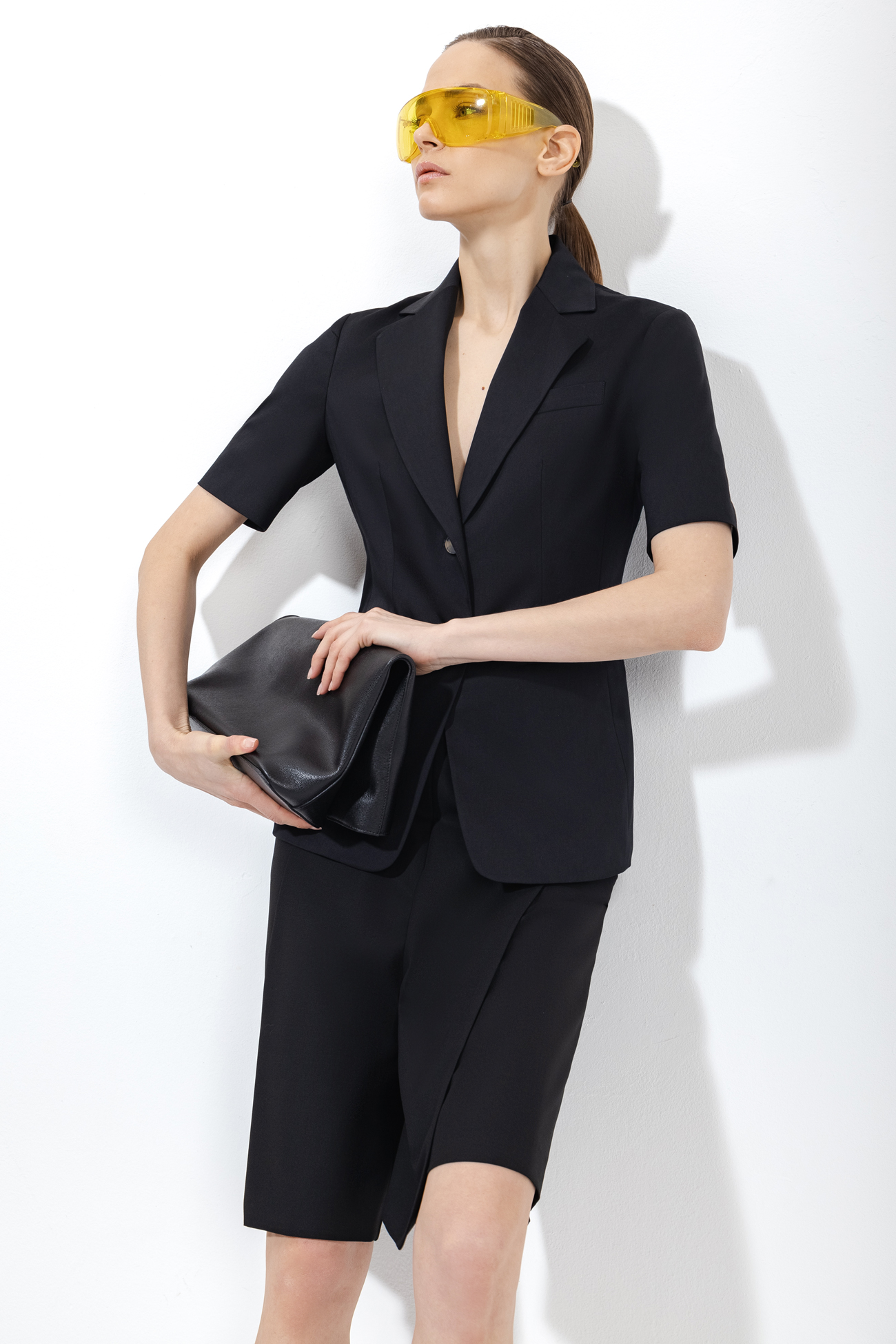 Жакет с коротким рукавом VASSA&Co, пол женский, цвет черный