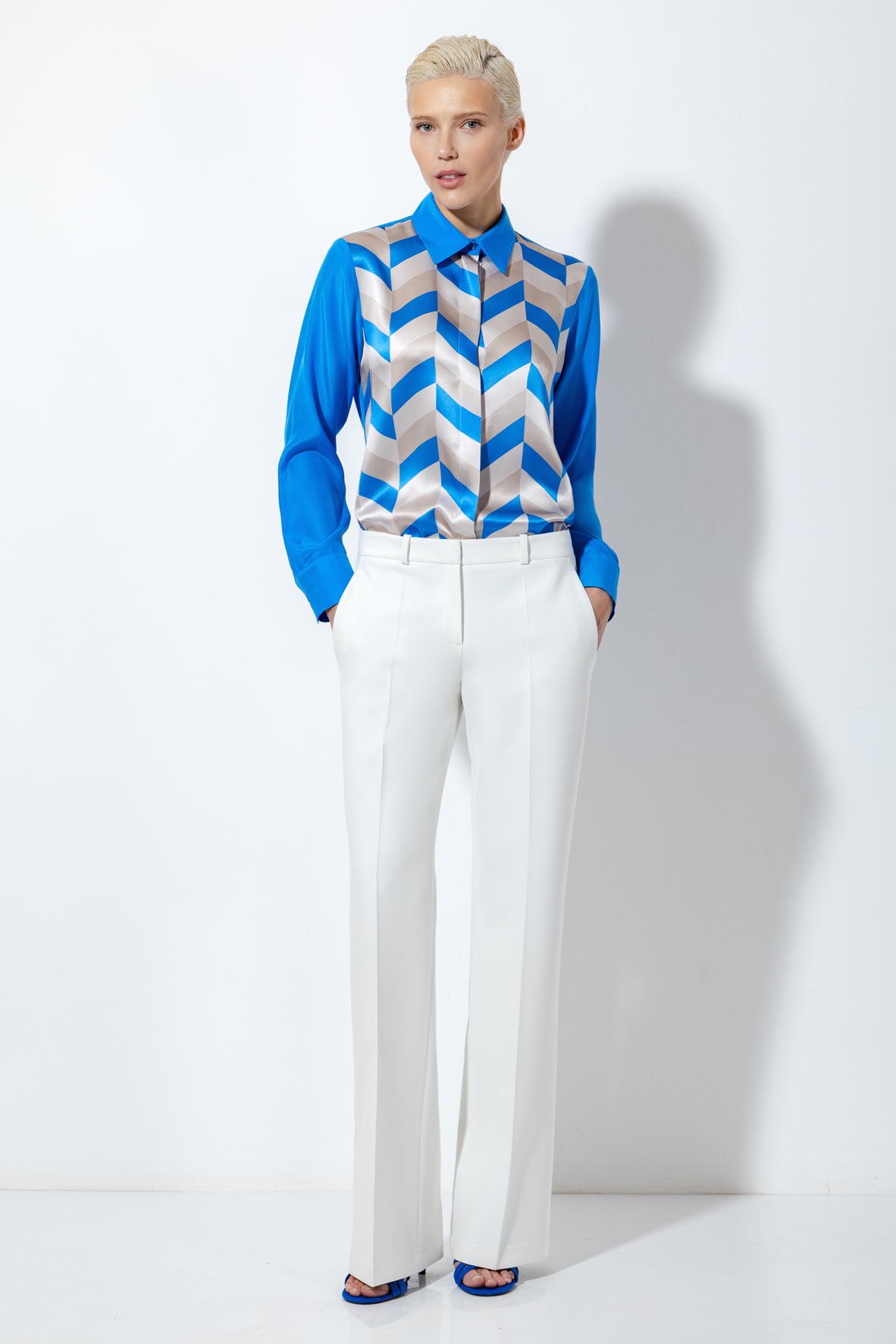 Блузка из 100% шелка VASSA&Co, пол женский, цвет синий