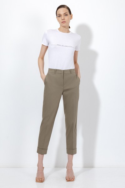 Брюки в длине 7/8 VASSA&Co, пол женский, цвет хаки, фото №4