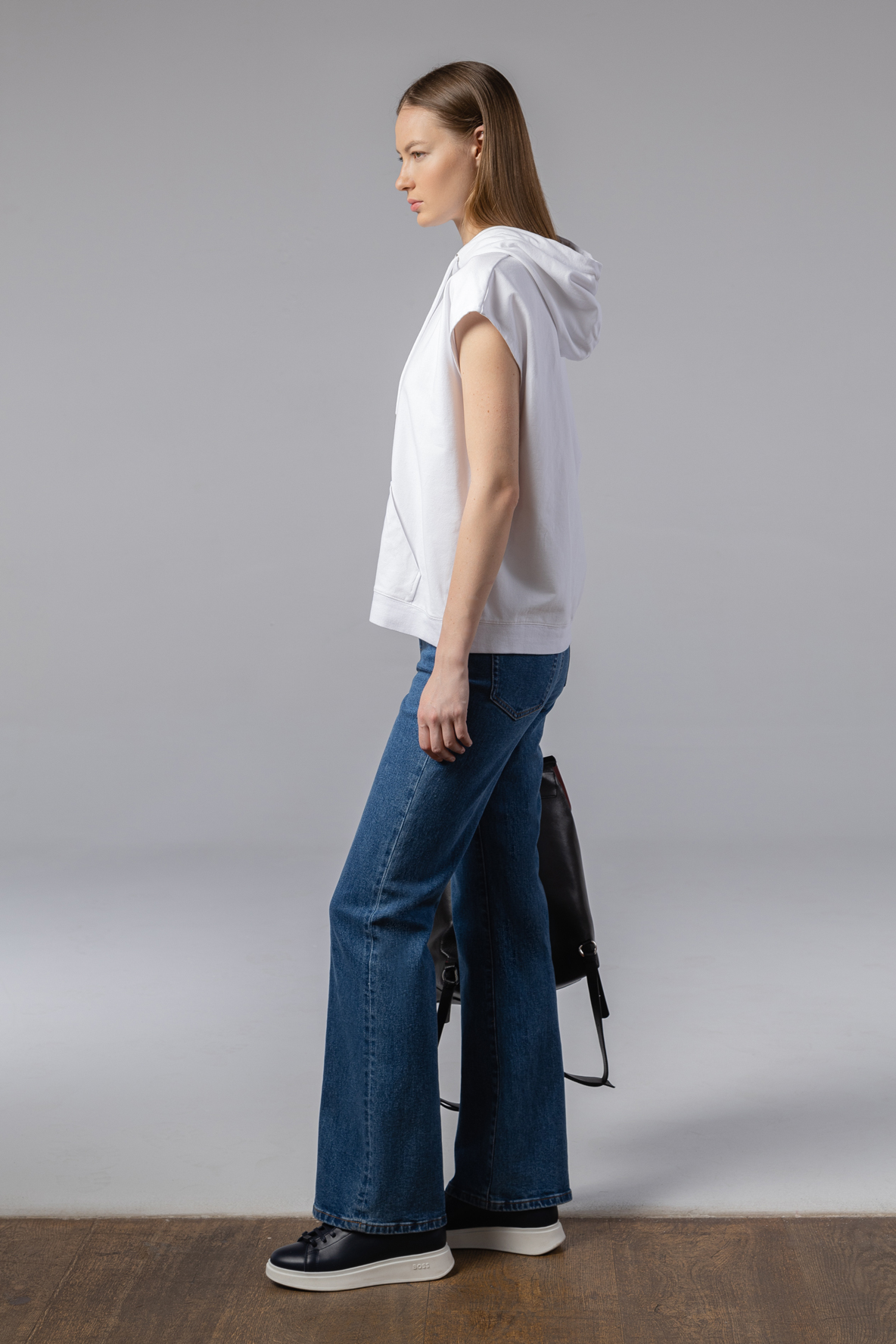 Худи без рукавов VASSA CODE, пол female, цвет white