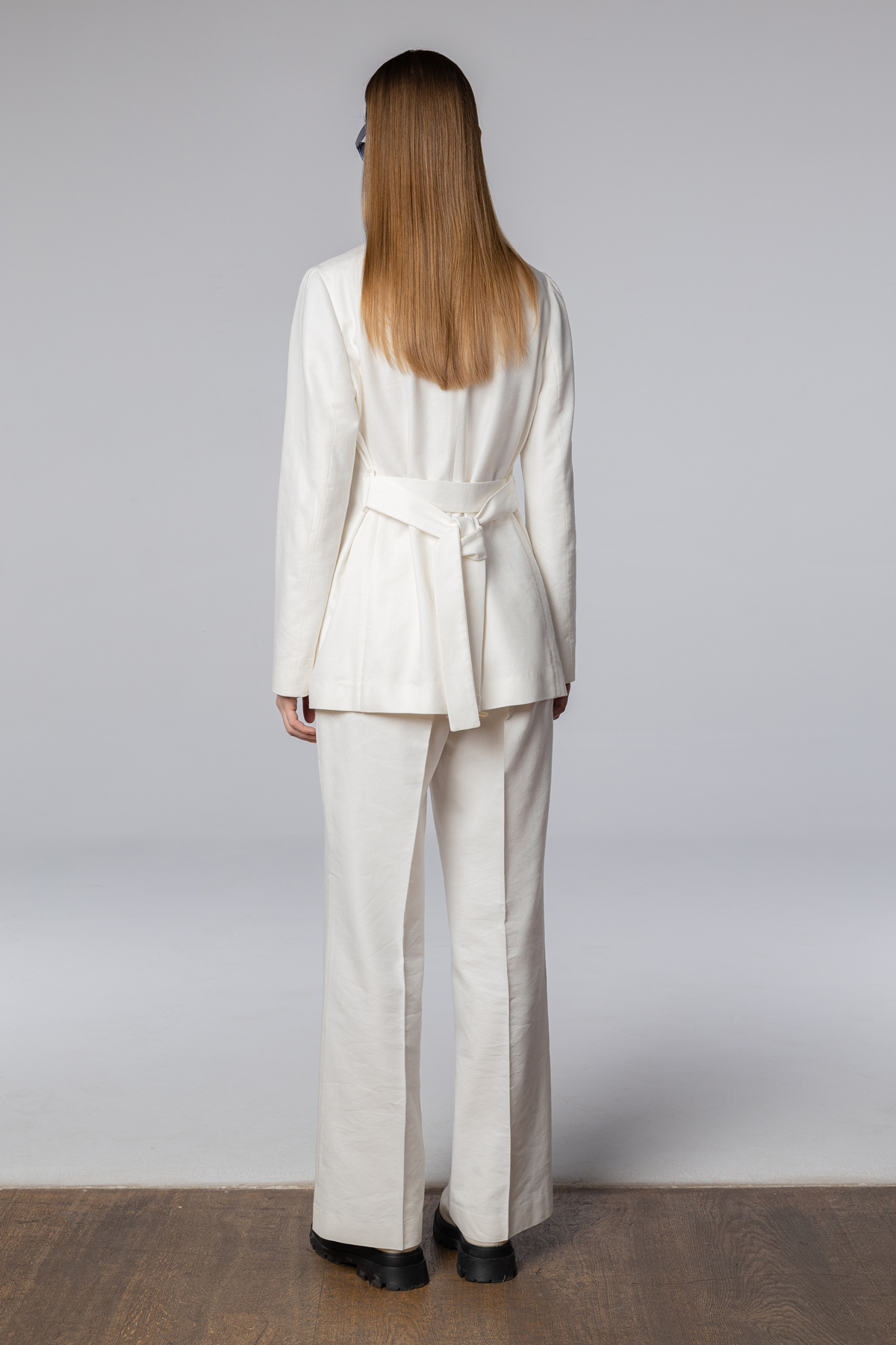 Жакет из хлопка и льна VASSA CODE, пол женский, цвет белый