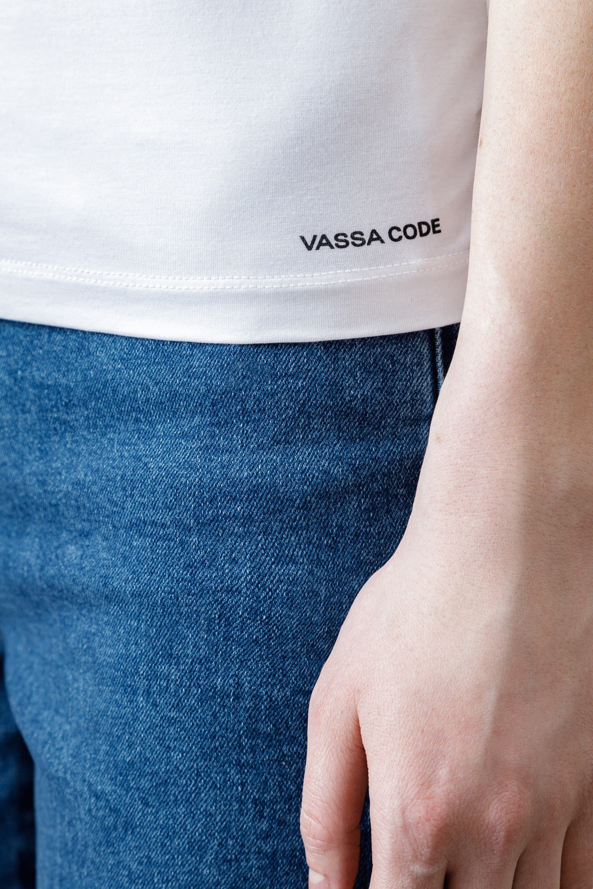 Топ VASSA CODE, пол женский, цвет белый