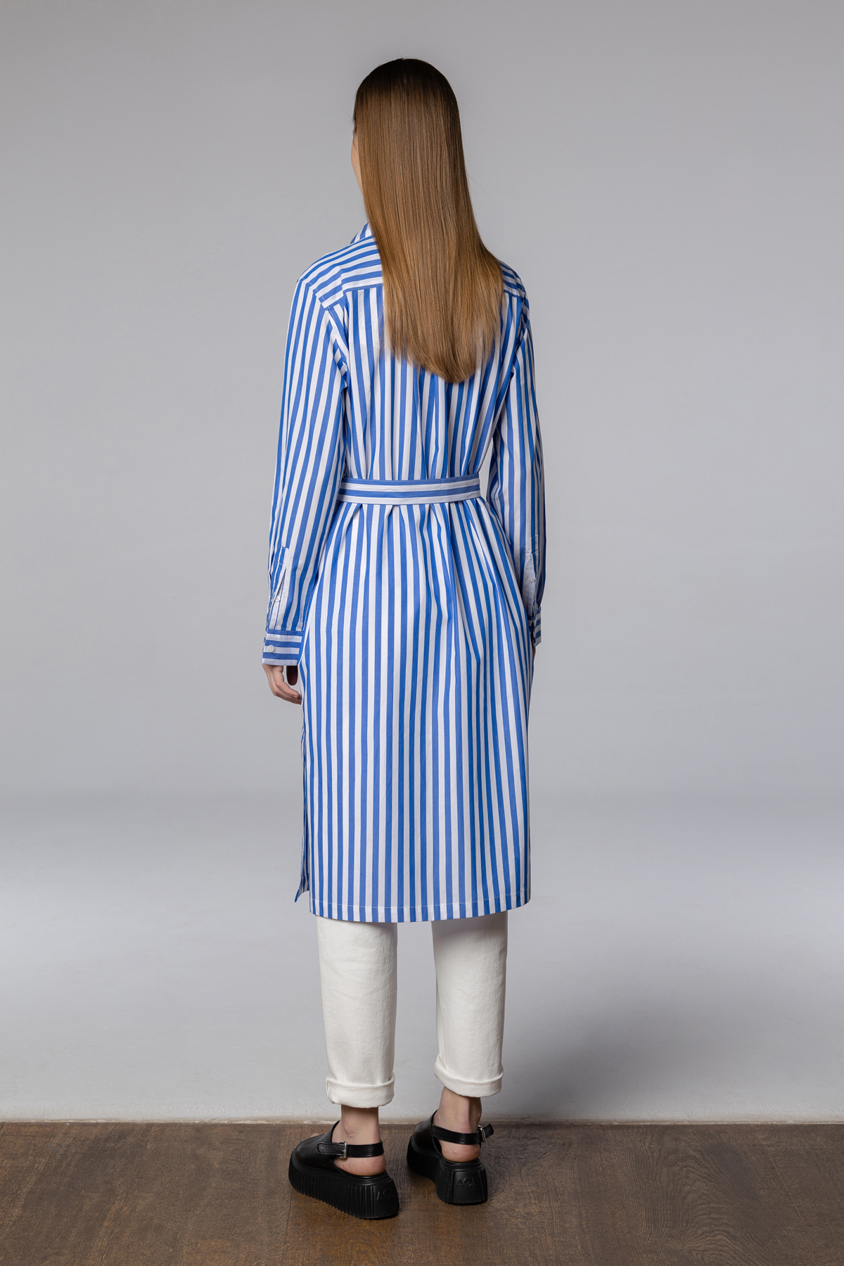 Платье-рубашка , пол женский, цвет голубой