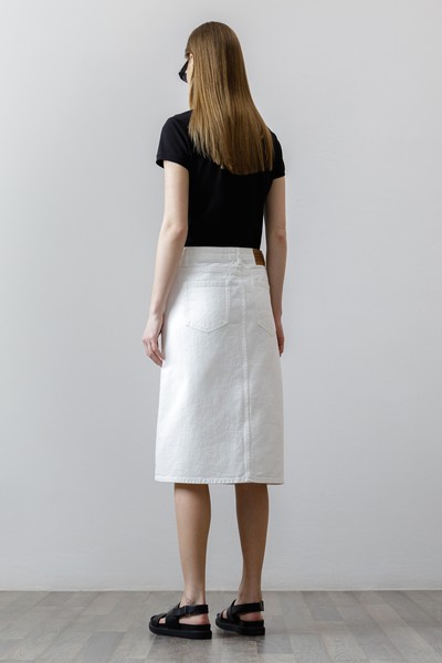 Джинсовая юбка с разрезом VASSA CODE, пол женский, цвет белый, фото №3