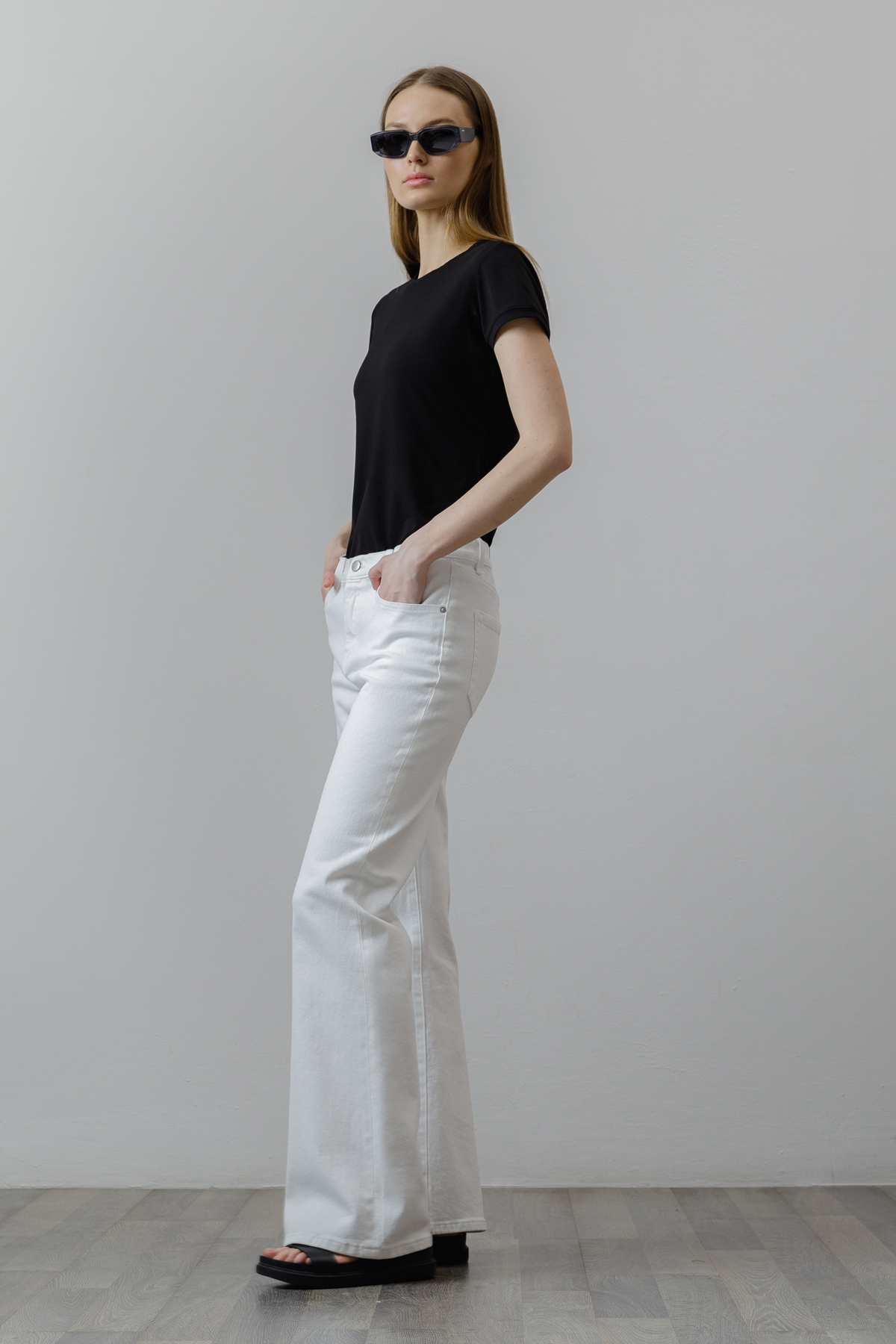 Джинсы RIO MID RISE , пол женский, цвет белый