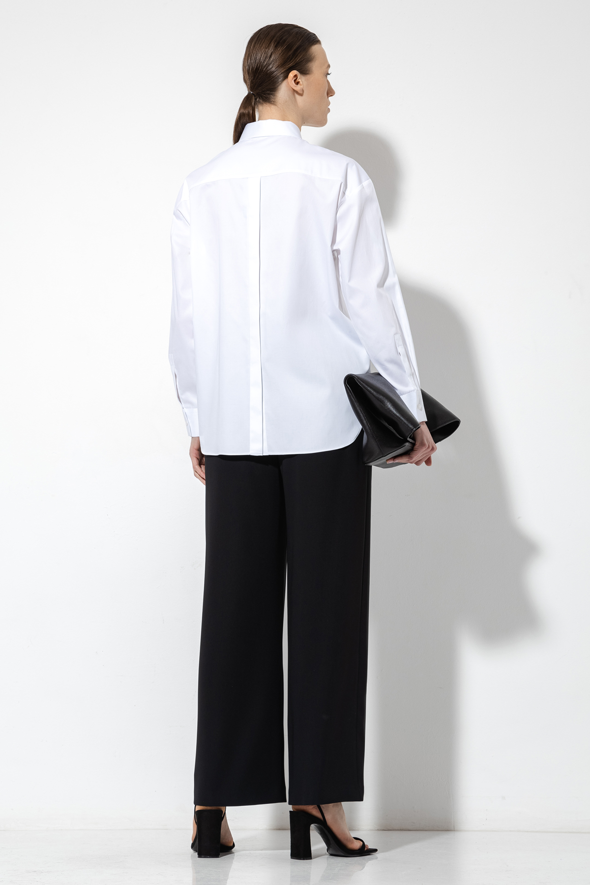 Дизайнерская рубашка VASSA&Co, пол женский, цвет белый