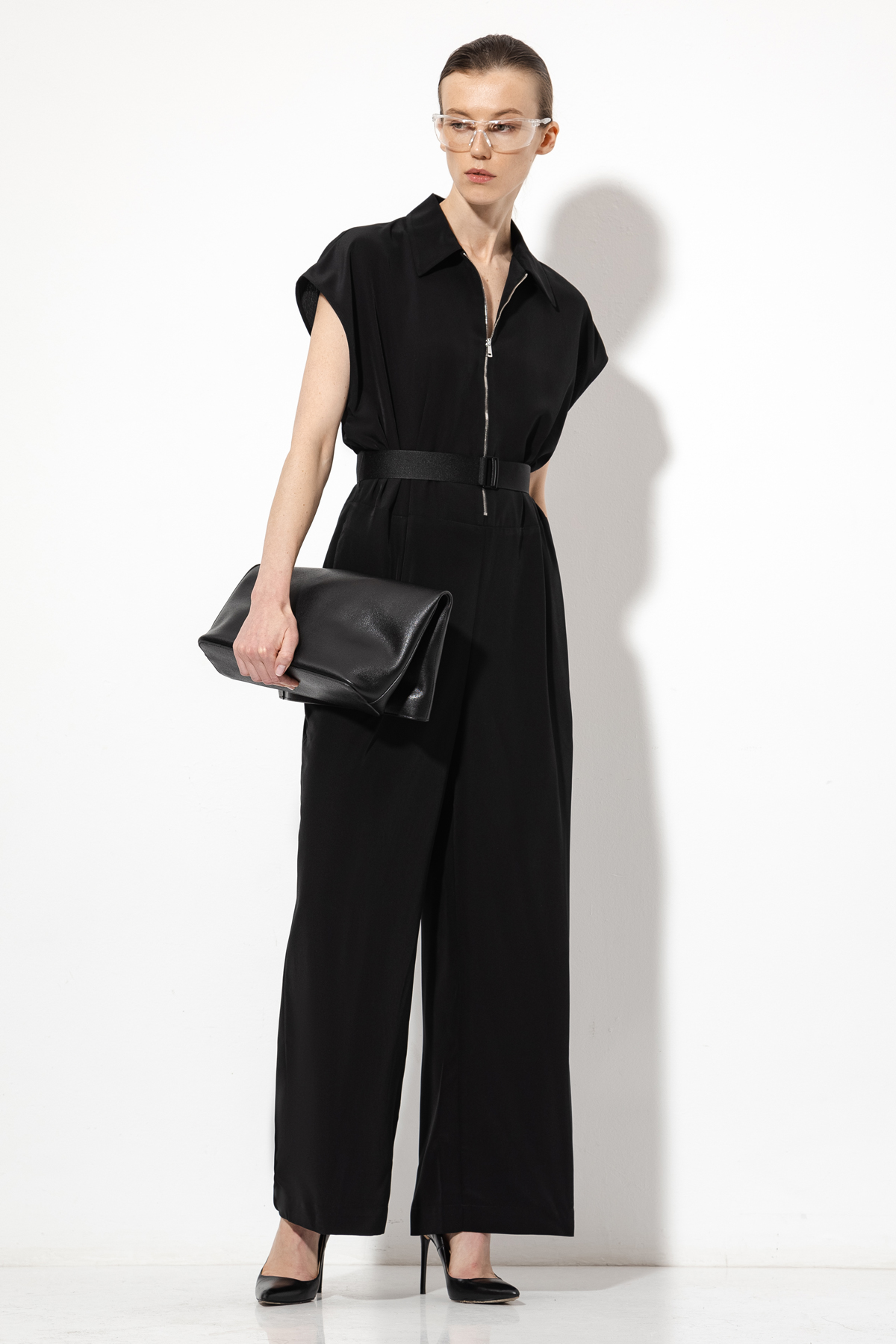 Комбинезон VASSA&Co, пол женский, цвет черный