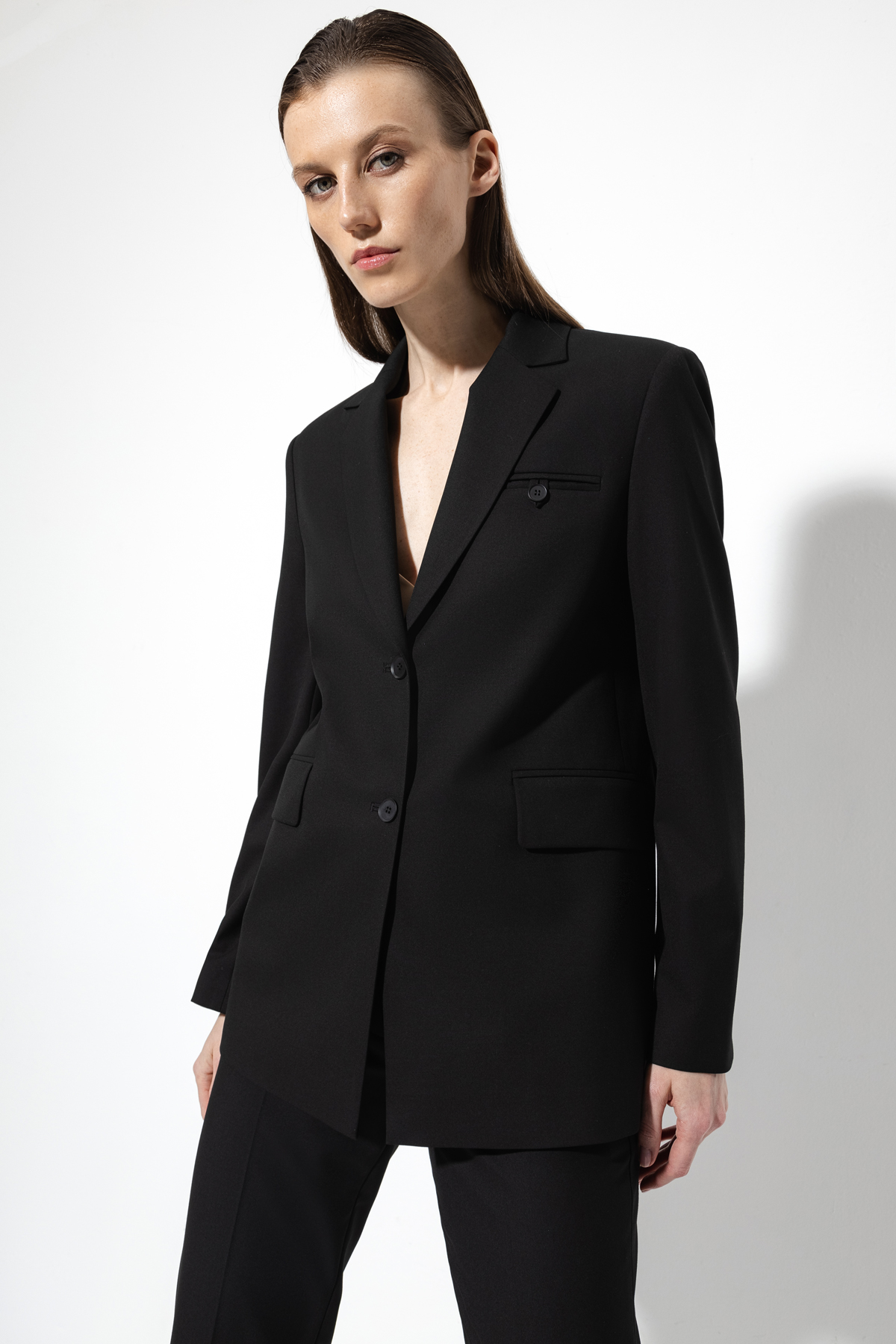 Жакет VASSA&Co, пол женский, цвет черный