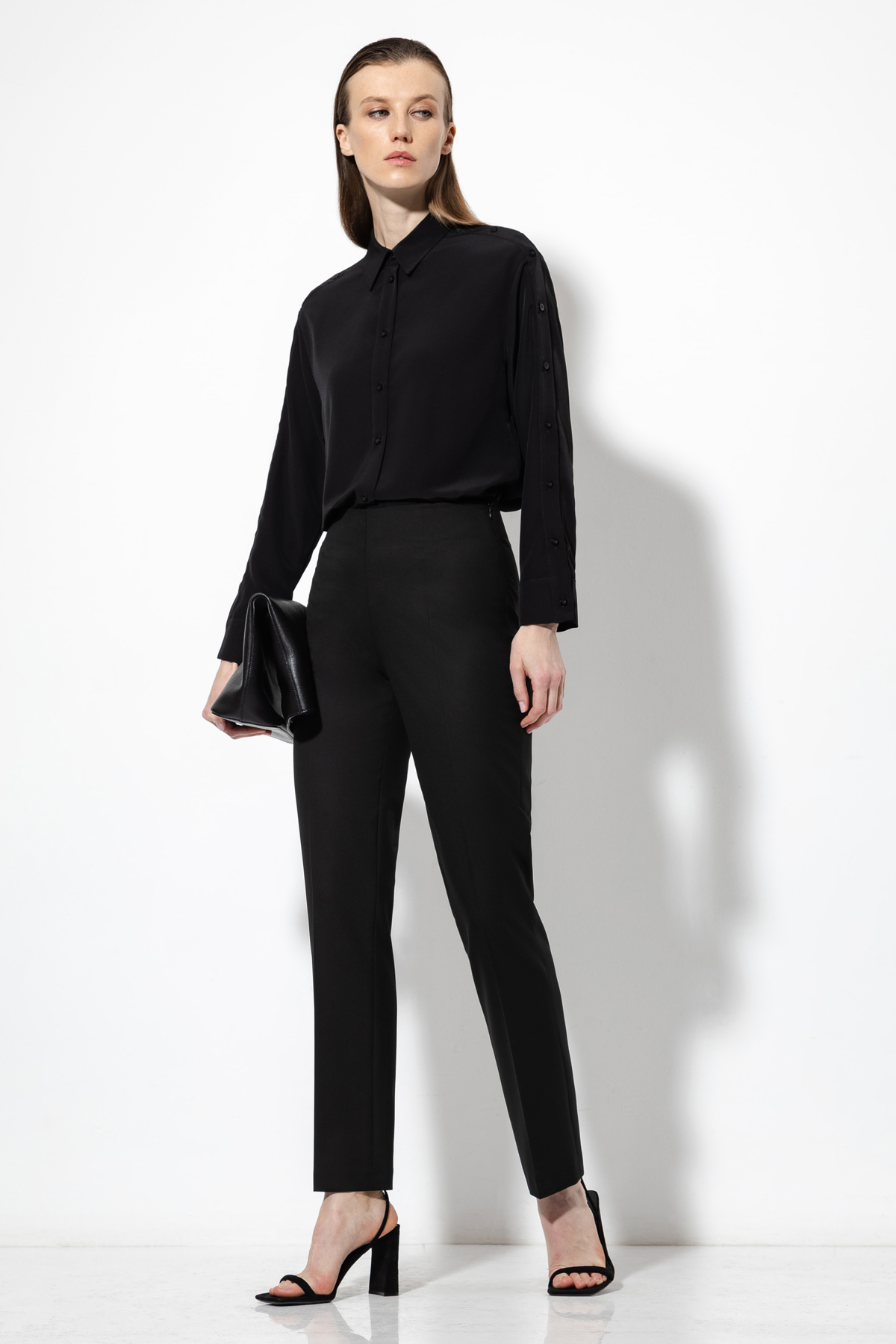 Брюки со съемной деталью VASSA&Co, пол женский, цвет черный