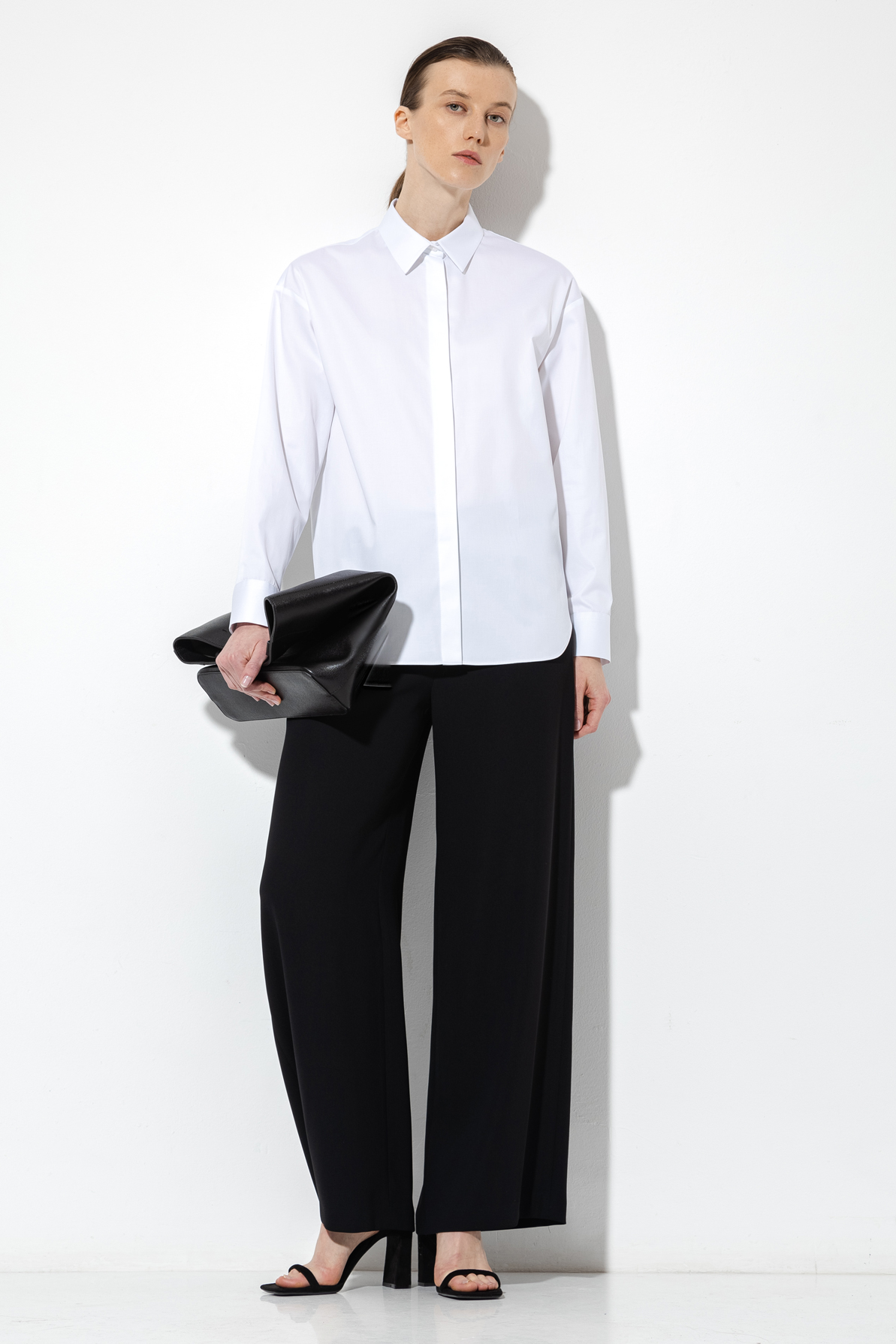 Дизайнерская рубашка VASSA&Co, пол женский, цвет белый