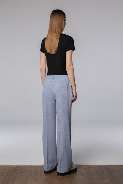 Брюки в клетку свободного кроя , пол женский, цвет голубой, фото №3