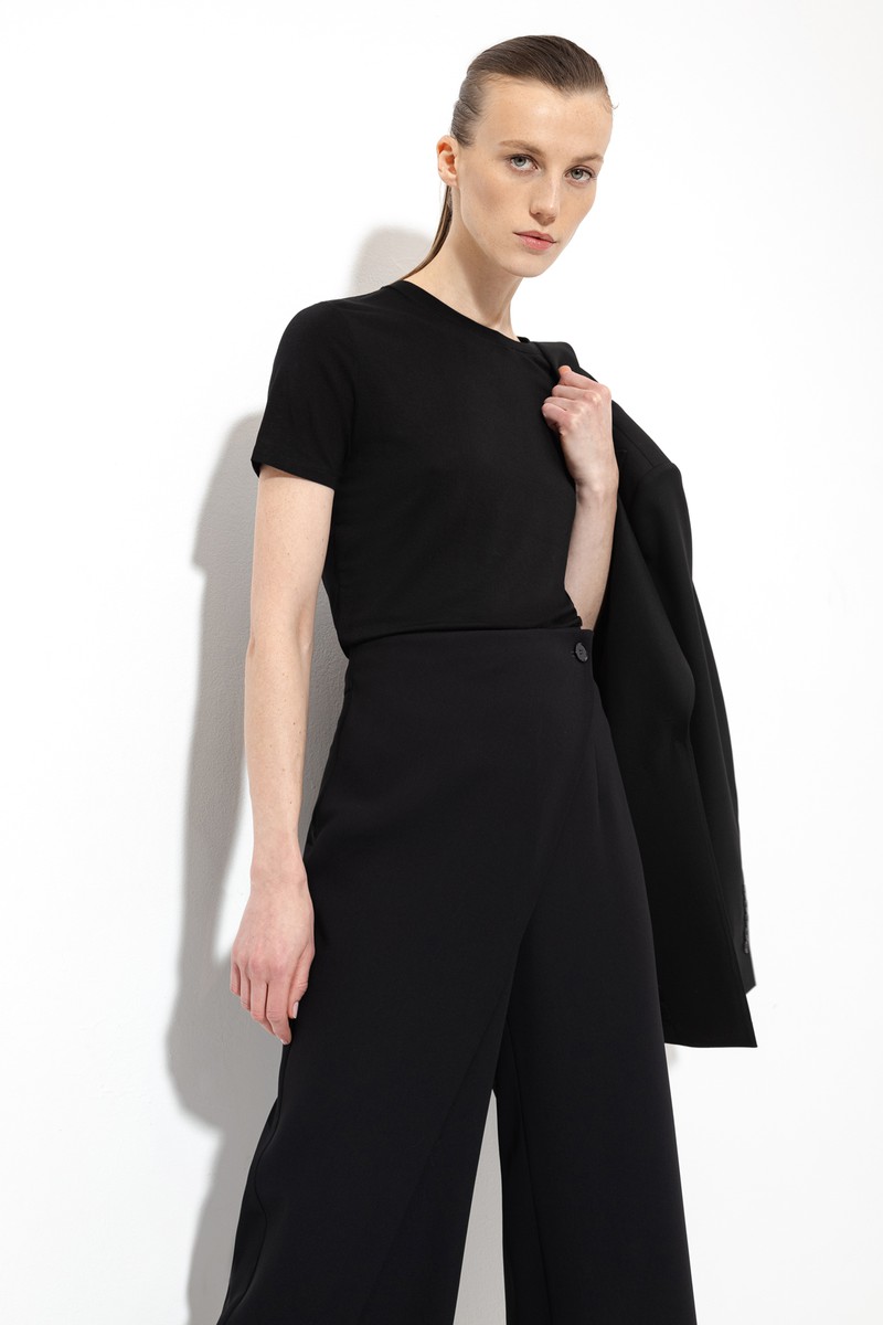 Брюки с имитацией запаха VASSA&Co, пол женский, цвет черный, фото №3