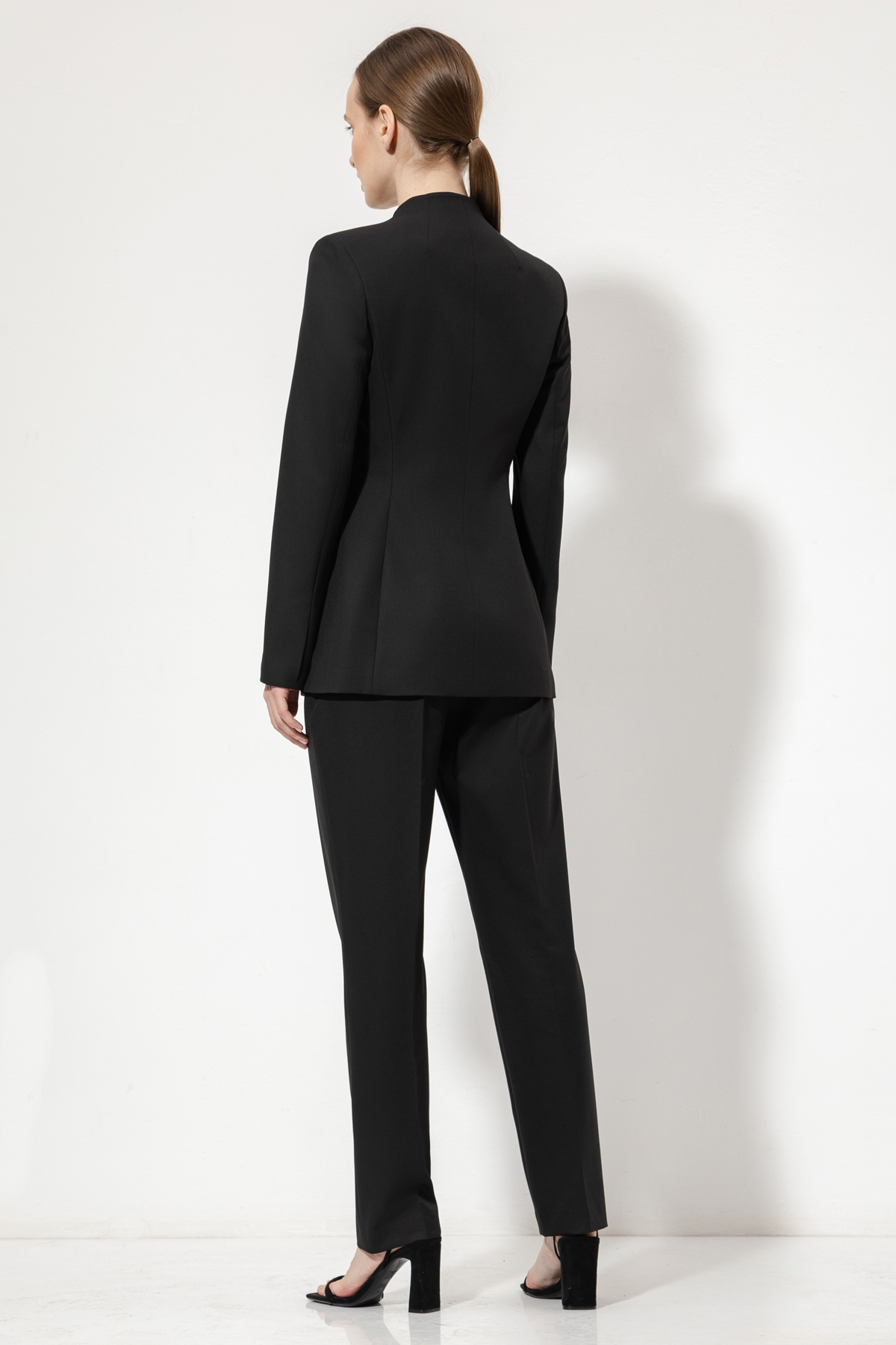 Жакет без лацканов VASSA&Co, пол женский, цвет черный