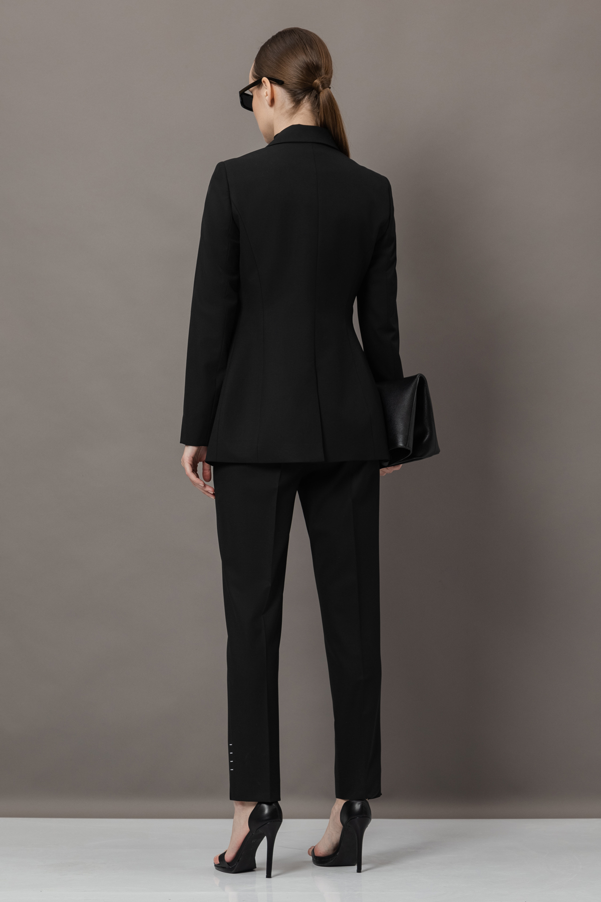 Жакет с графичной вышивкой VASSA&Co, пол женский, цвет черный