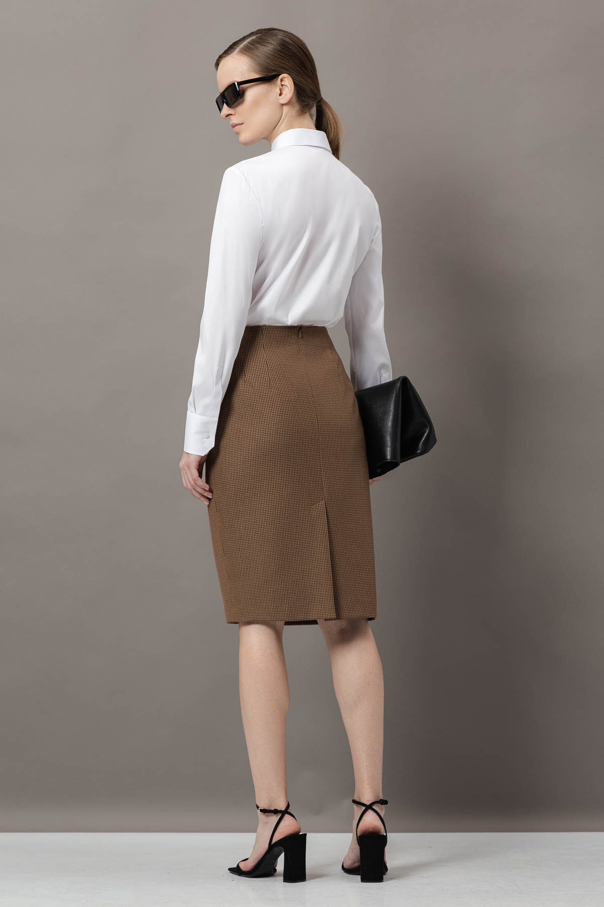 Юбка-карандаш VASSA&Co, пол женский, цвет коричневый