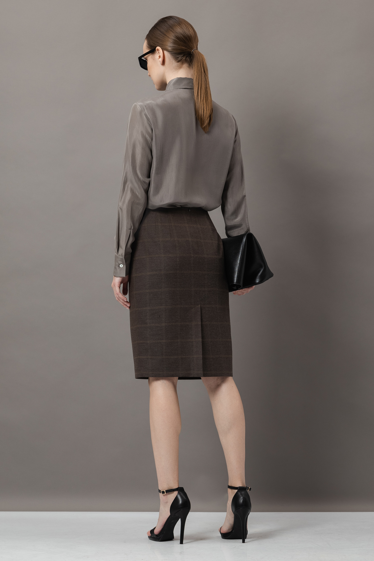 Юбка-карандаш VASSA&Co, пол женский, цвет коричневый