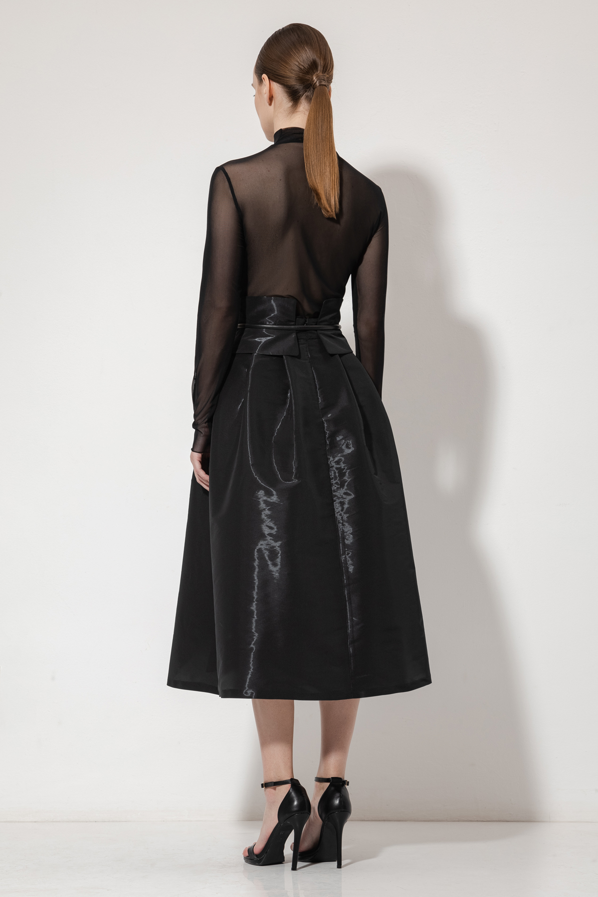 Skirt VASSA&Co, пол female, цвет black