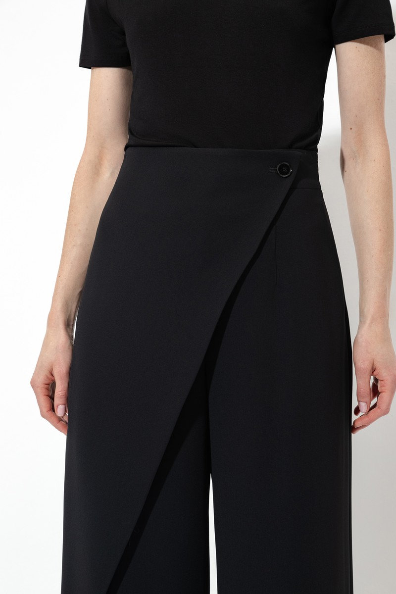 Брюки с имитацией запаха VASSA&Co, пол женский, цвет черный, фото №6