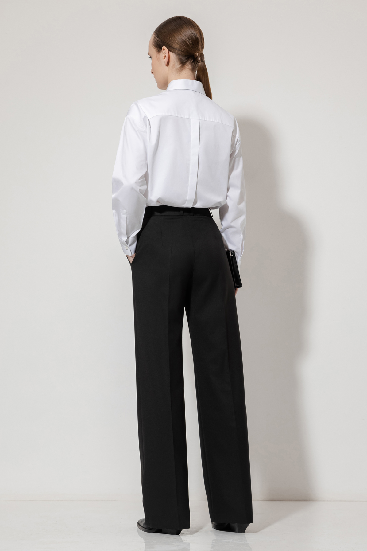 Брюки VASSA&Co, пол женский, цвет черный