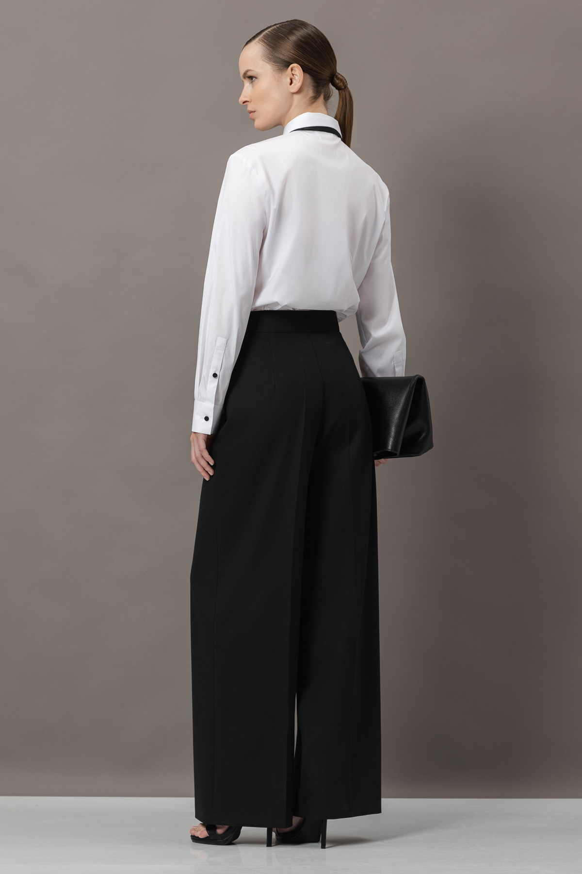 Trousers VASSA&Co, пол female, цвет Black