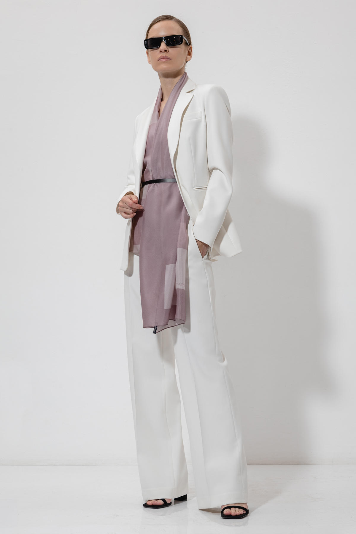 Scarf VASSA&Co, пол female, цвет Violet