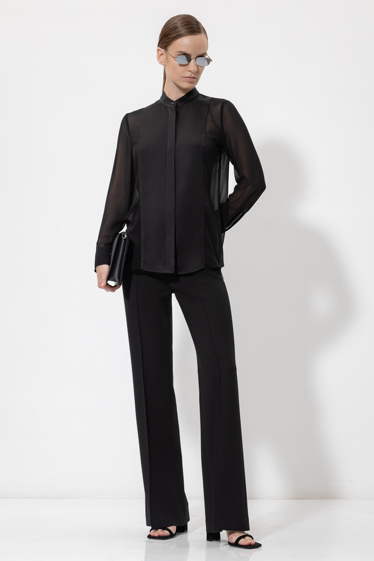 Блузка с прозрачной спинкой VASSA&Co, пол female, цвет black