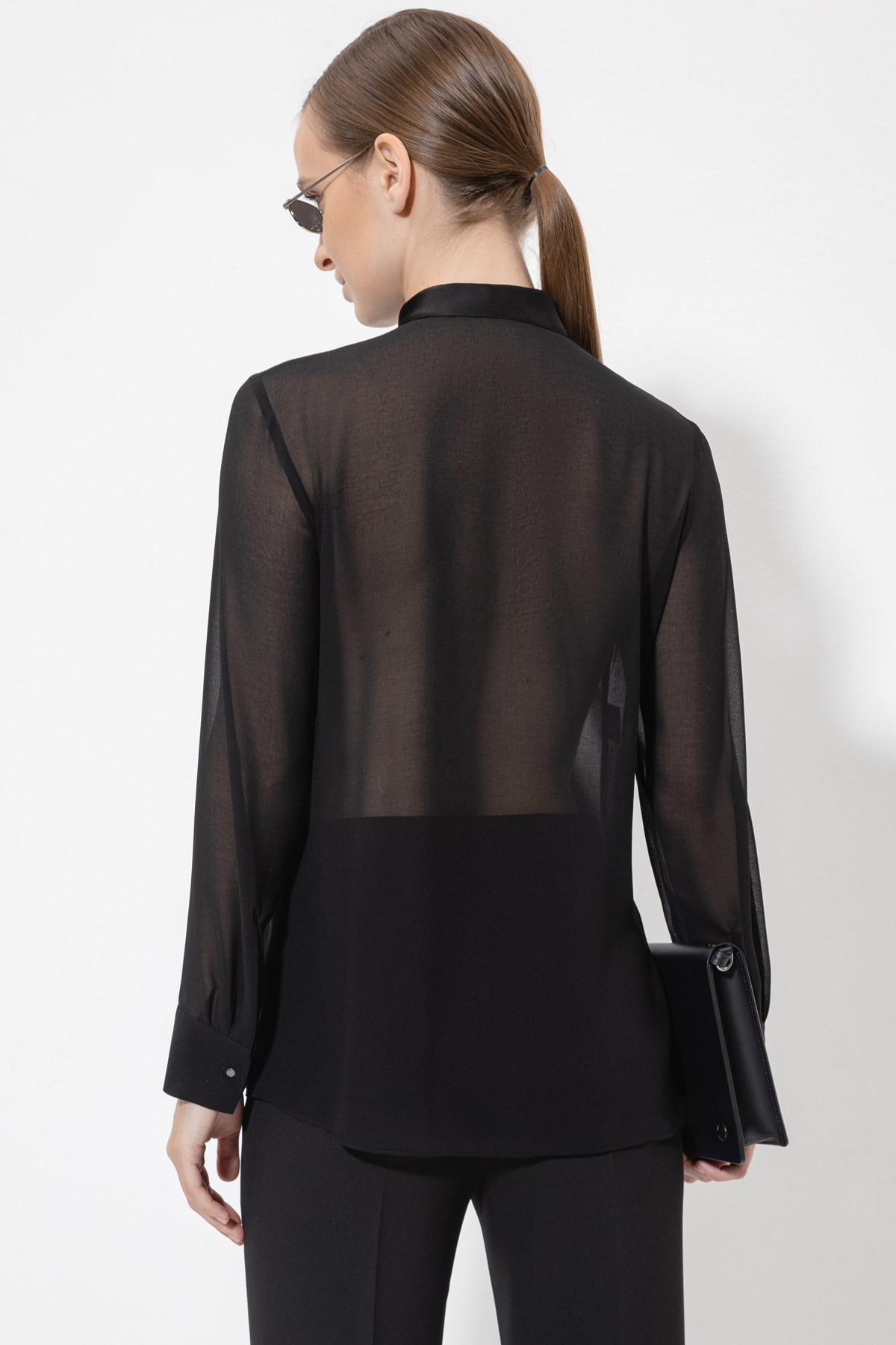 Блузка с прозрачной спинкой VASSA&Co, пол female, цвет black