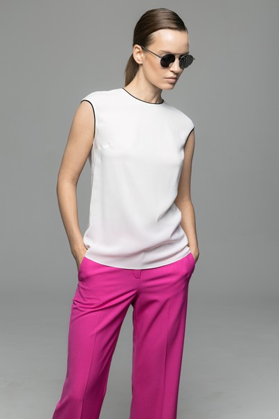 Топ с контрастной отделкой VASSA&Co, пол женский, цвет белый, фото №6