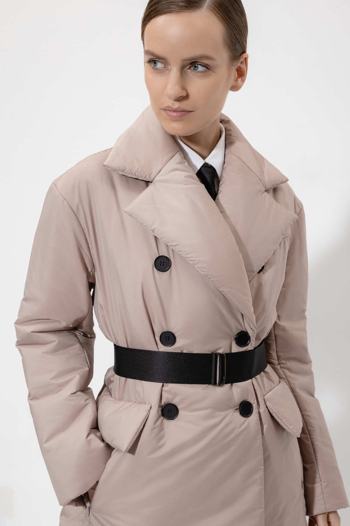 Jacket VASSA&Co, пол female, цвет бежевый