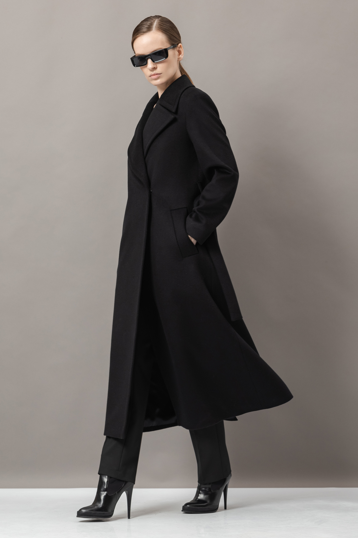 Пальто-халат VASSA&Co, пол female, цвет black