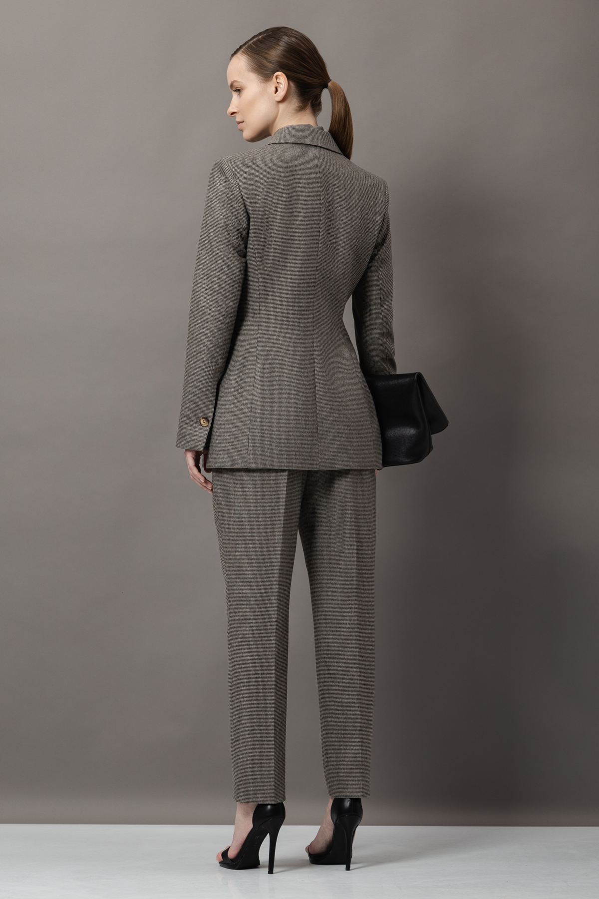 Двубортный жакет VASSA&Co, пол женский, цвет коричневый