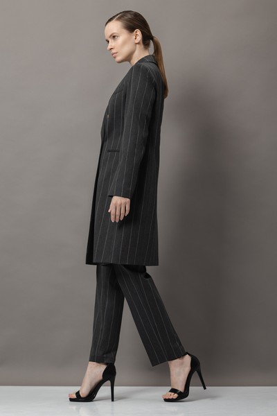 Удлиненный жакет в полоску VASSA&Co, пол женский, цвет серый, фото №2