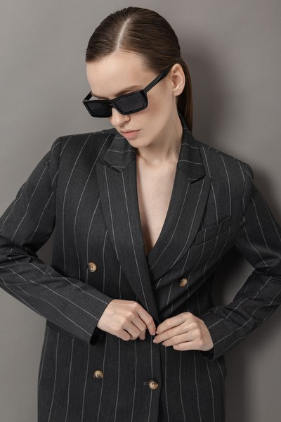 Удлиненный жакет в полоску VASSA&Co, пол женский, цвет серый, фото №5