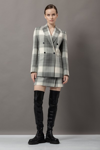 Юбка в крупную клетку VASSA&Co, пол женский, цвет черный, фото №3